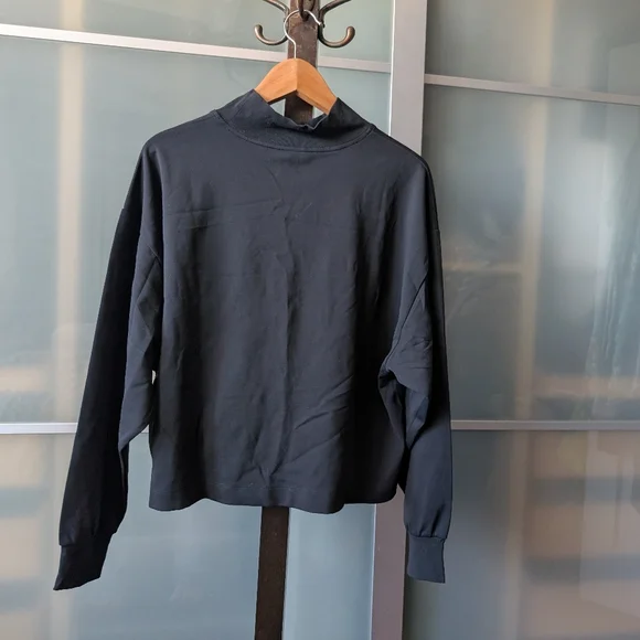 Athleta Cropped Black Long Sleeve Mock Neck Top - XL - Picture 5 of 5